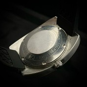 caravelle vintage bulova diver 666 feet automatic 6