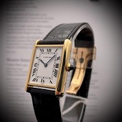cartier vintage tank 18ct gold mechanical with gold gasp 3