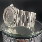 iwc vintage 1970s ingenieur ref 1832 silver 40mm automatic gerald genta 5