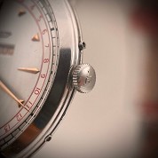 jaeger lecoultre vintage 1947 triple date moon phase caliber p494 a calendrier italien 5