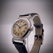 movado vintage art deco small sport with amagnetic cover and screwed back case 2
