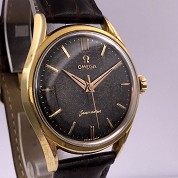 omega vintage 1956 seamaster calatrava black ref 2892 1sc gold cape 2