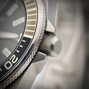 seiko modern diver 200 m auto 42 mm ref 4r35 01v full set 3