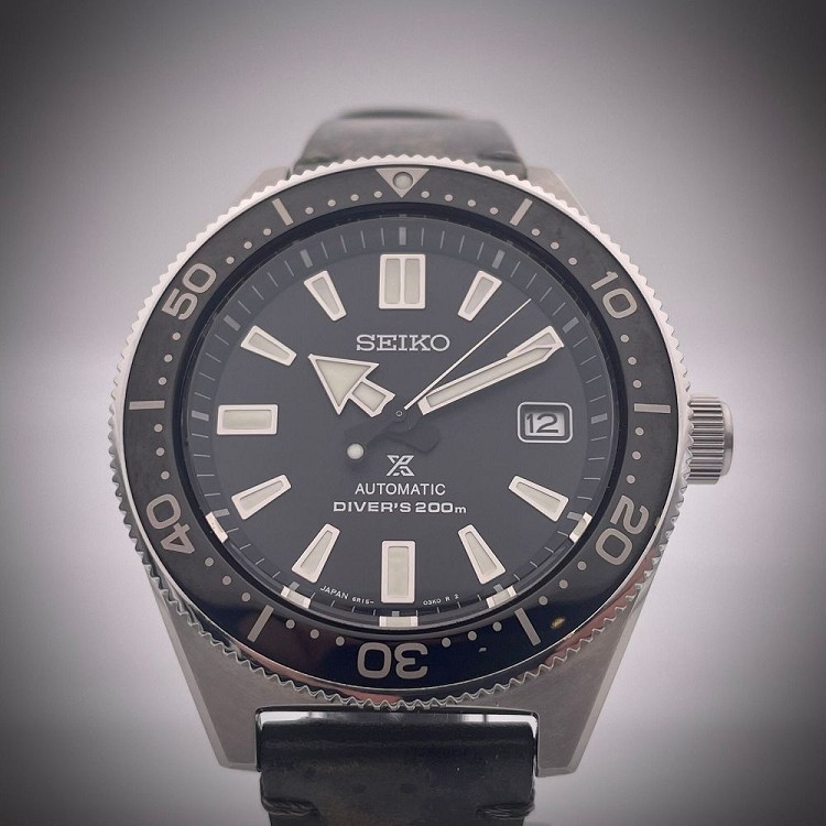 SEIKO modern diver 200 m auto 42 mm ref 6R15-03W0