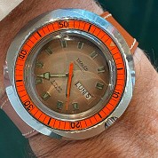 thales vintage diver incredible case and dial 100 meters 4