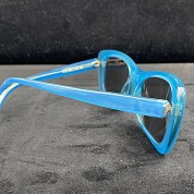 vintage blue versus sunglasses from versace new old stock 1980s 1990s mod e93 1 coloris 646 2